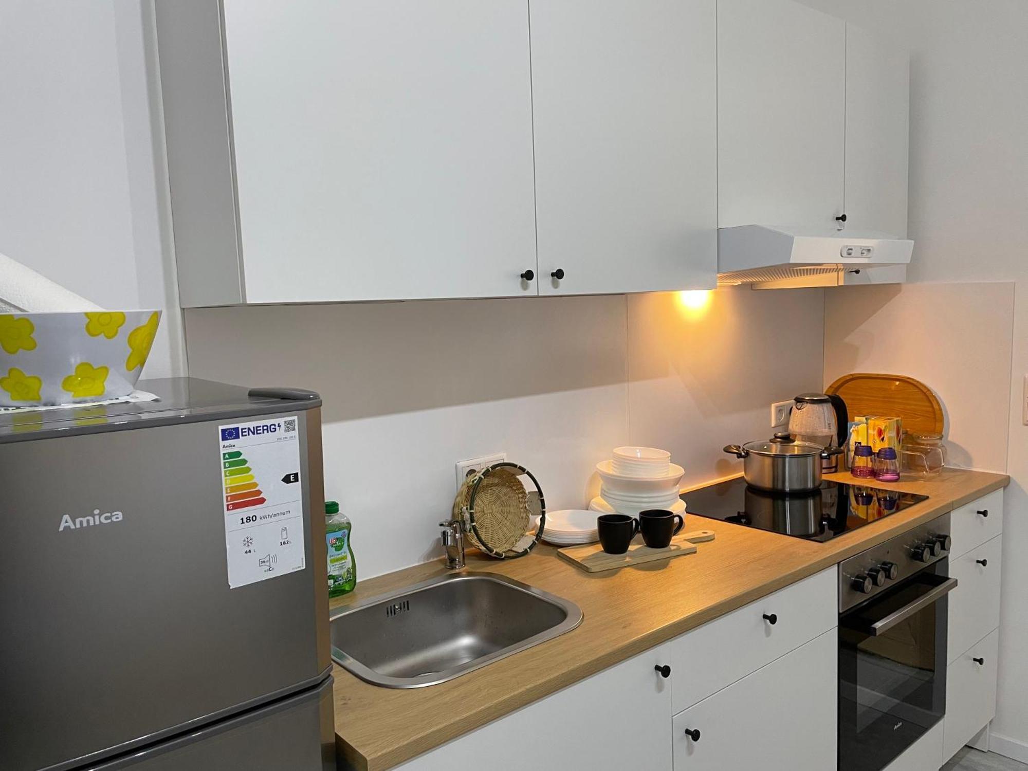 Place To Sleep - Kassel: Direkt An Der Uni Exterior photo